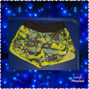 BRIGHT YELLOW Bcg shorts